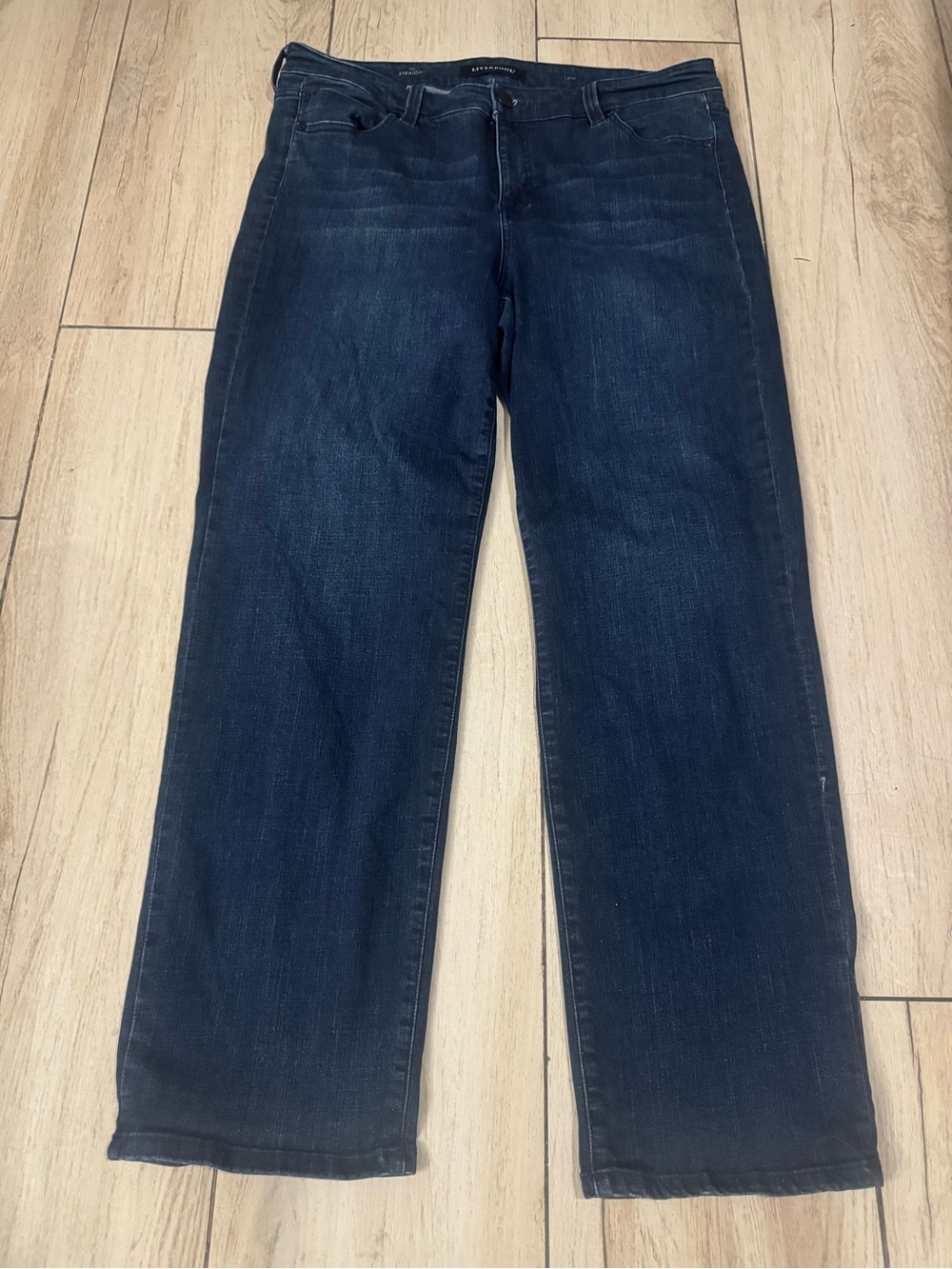 Liverpool The Straight Women's 16W Denim (Clifton Dark) - Picture 2 of 14
